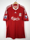 Liverpool 2008/2010 - Home (Gerrard #8)