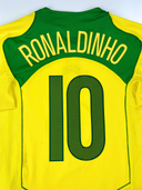 Brazil 2004 - Home (Ronaldinho #10)