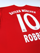 Bayern Munich 2009/2010 - Home (Robben #10)